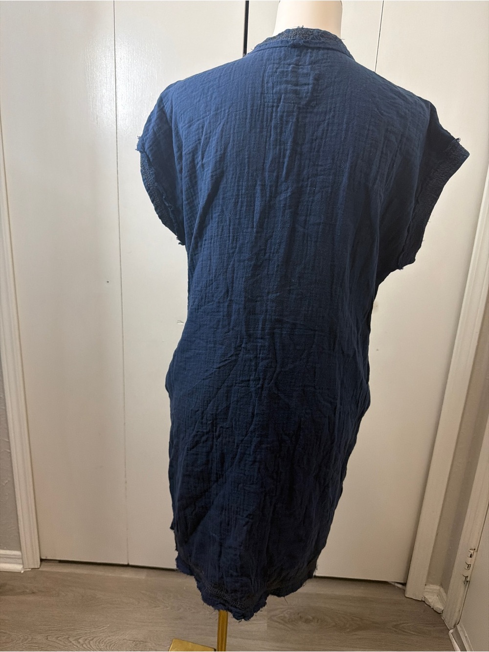 Johnny Was Navy Embroidered Floral & Butterfly Tunic - Picture 5 of 9